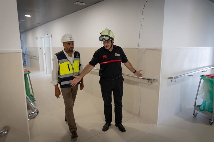 La Diputación de Granada avanza el informe para acometer por emergencia las obras de los Centros Sociales y facilitar la vuelta de los residentes desalojados