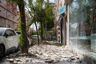 Imágenes de los destrozos causado por el terremoto en Granada. A 18 de agosto de 2026 en Granada, Andalucía (España). 