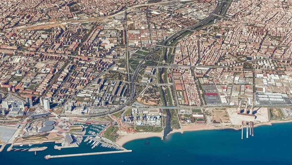 Imagen aéra de la desembocadura del río Besós