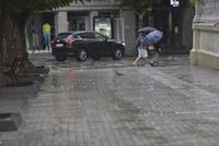 Protección Civil mantiene la alerta por lluvias generalizadas en el norte y este peninsulares y en Baleares