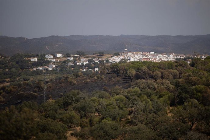 Imagen de una zona afectada por el incendio de Niebla (Huelva).