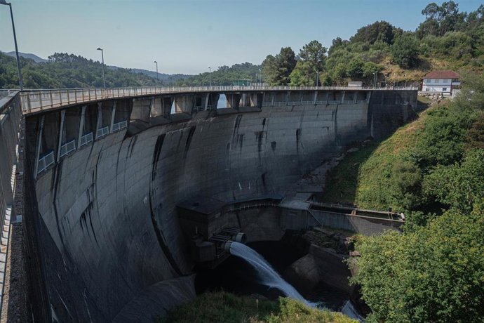 Archivo - Embalse de Eiras entre Fornelos de Montes y Ponte Caldelas, a 8 de julio de 2026, en Pontevedra, Galicia (España).