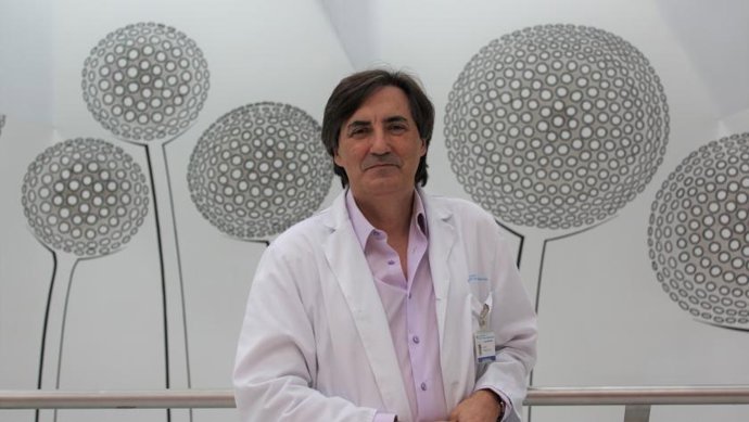 El jefe del Servicio de Oncología del Hospital público Universitario Puerta de Hierro Majadahonda y director científico del Instituto de Investigación Sanitaria Puerta de Hierro-Segovia de Arana (Idiphisa), Mariano Provencio,