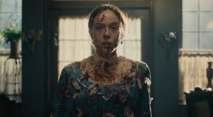 La asesina del hacha planea matar a sus padres en el tráiler de Monstruo: La historia de Lizzie Borden