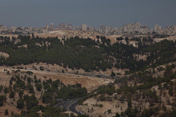 JERUSALEM, Aug. 19, 2026  -- This photo taken on Aug. 19, 2026 shows a view of the E1 area in the West Bank near Jerusalem. Israel on Tuesday advanced plans for the controversial E1 settlement project in the West Bank, publishing a tender for 1,234 housin