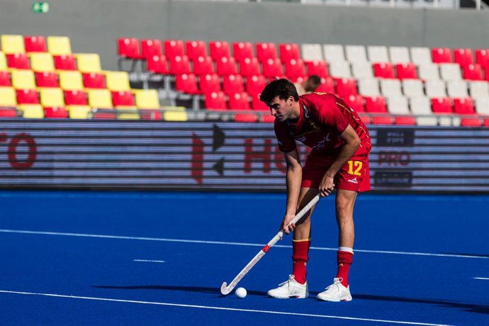 Archivo - Arquivo - Marc Reyne, da Espanha, faz o aquecimento durante a partida da FIH Hockey Pro League entre Espanha e África do Sul no Estadi Olímpico de Terrassa, em 4 de junho de 2022, em Terrassa, Barcelona, Espanha.