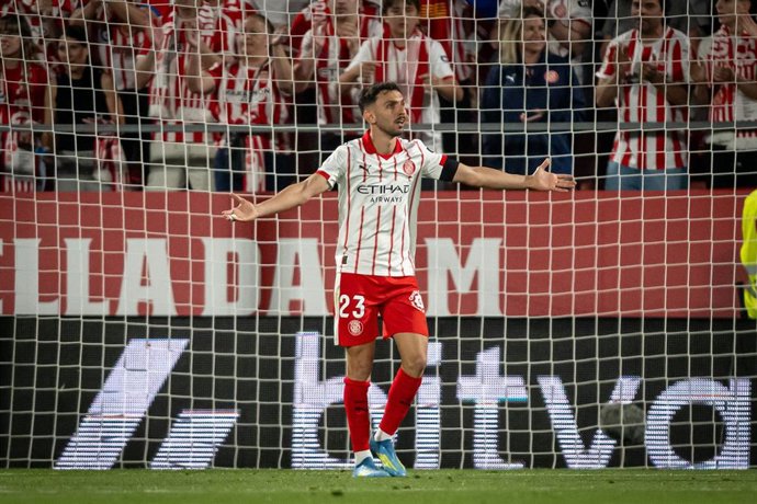 Archivo - Iván Martín, durante un partido.