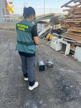La Guardia Civil detiene a una mujer por delitos de hurto en las localidades de Benicarló y Vinaròs