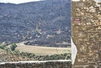 El incendio de Riglos (Huesca) quedará controlado "en las próximas horas"