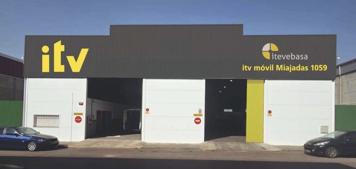 La Junta de Extremadura pone en marcha una nueva unidad móvil de ITV en Miajadas