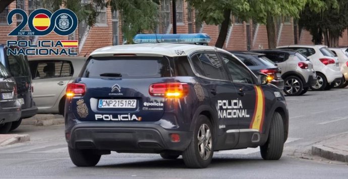 Archivo - Vehículo de la Policía Nacional.