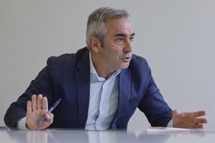 El consejero de Agricultura, Agua, Ganaderia y Pesca, Miguel Barrachina, durante una entrevista de Europa Press, a 5 de agosto de 2026, en Valencia, Comunidad Valenciana (España). 
