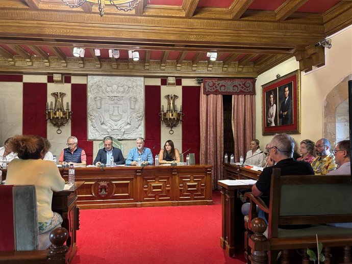 Pleno de Camargo.