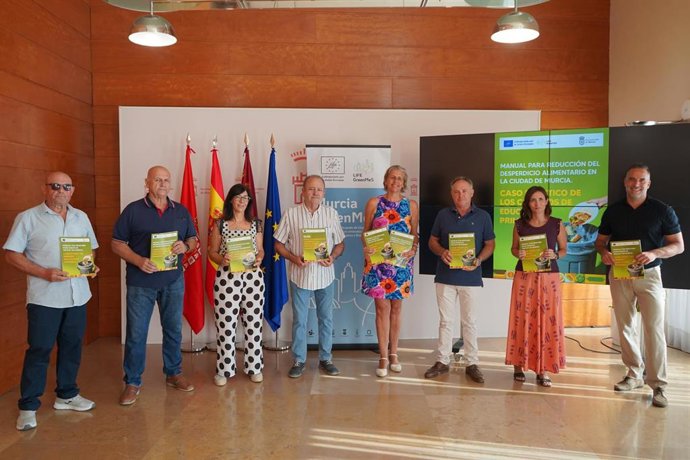 Presentación del 'Manual para la reducción del desperdicio alimentario en la ciudad de Murcia. Caso práctico de los colegios de Educación Primaria'