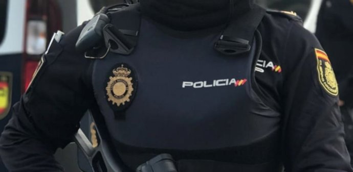 Archivo - Agente de la Policía Nacional.