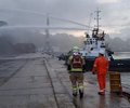 Levantan el confinamiento en la localidad guipuzcoana de Lezo por el incendio en el puerto de Pasaia
