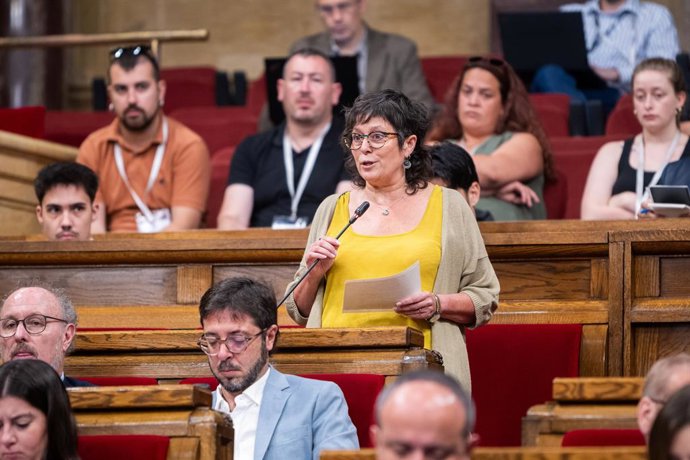 Archivo - Arxiu - La diputada de la CUP Pilar Castillejo durant una sessió de control al Govern, al Parlament de Catalunya, a 17 de juny de 2026
