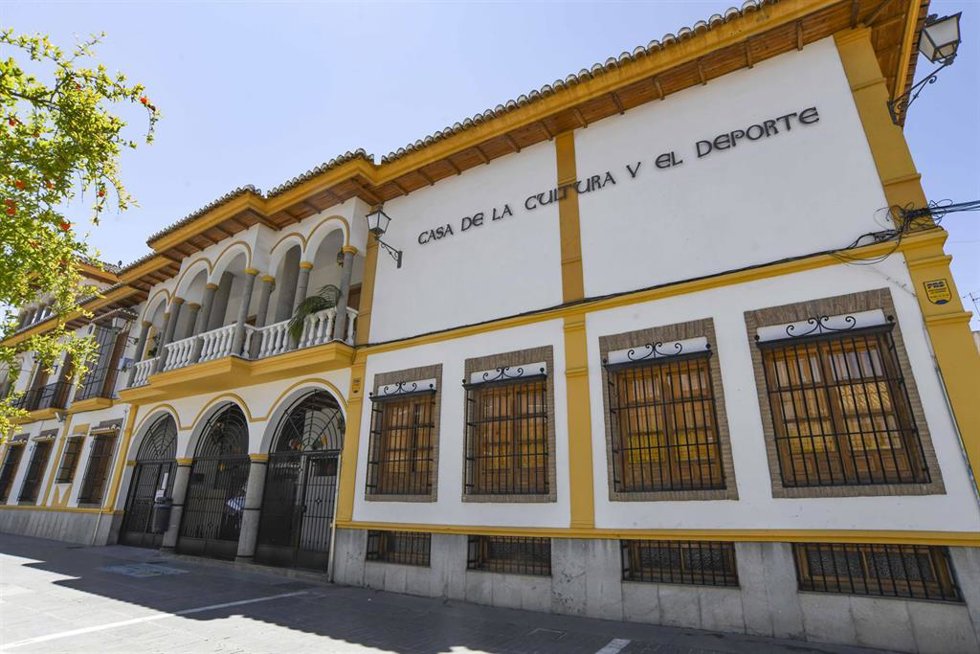 El Consistorio de Armilla pone también a disposición de la ciudadanía una oficina de atención que estará ubicada en la Casa de la Cultura y que funcionará de 9.00 a 13.00 horas desde el próximo martes 25 de agosto.