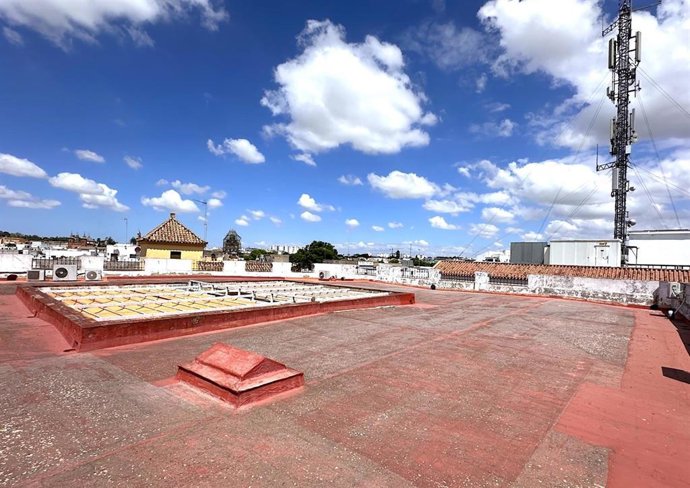Vista de las cubiertas de la Biblioteca Central de Jerez de la Frontera (Cádiz)
