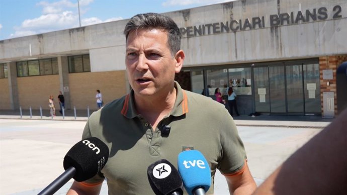 El diputado de Vox en el Parlament Sergio Macián ante Brians 2
