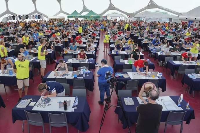 Participantes del Concurso de Puzzles Villa de Rota en una imagen de archivo.