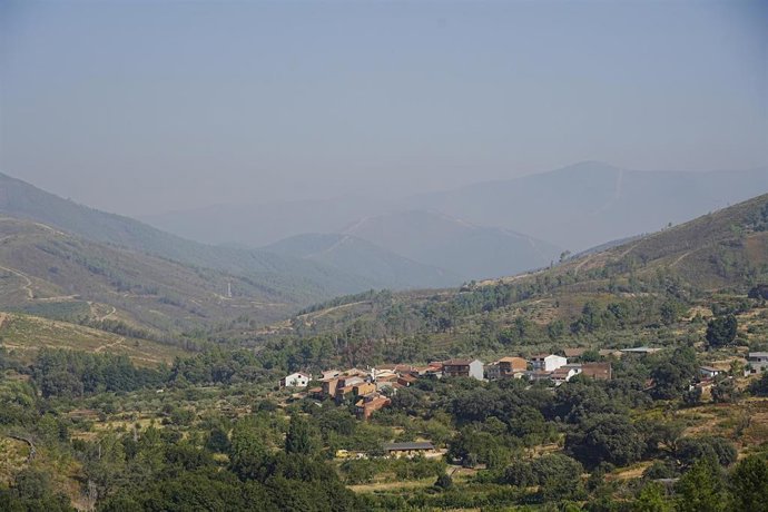 Imagen de archivo del humo ocasionado por el incendio de Pinofranqueado, a 19 de agosto de 2026