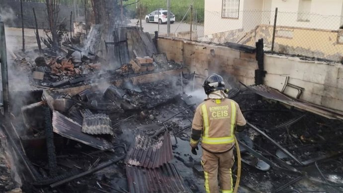 Imagen de la vivienda en la que se ha producido el incendio