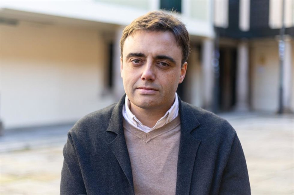 Archivo - El concejal del PSOE en el Ayuntamiento de Oviedo Javier Ballina.