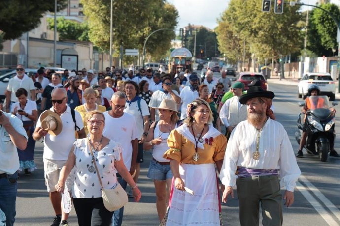 La alcaldesa, nombrada Romera de Honor, en la procesión de San Ginés