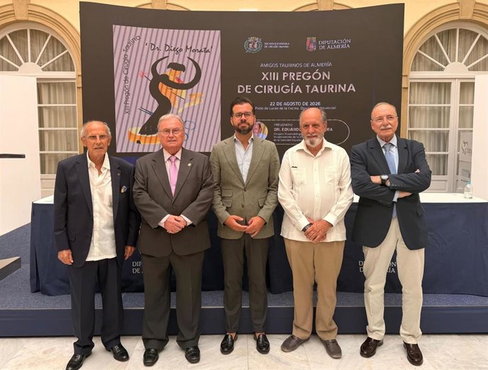 Diputación de Almería acoge el XIII Pregón de la Cirugía Taurina con Eduardo Hevia como protagonista.