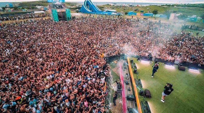Archivo - Reggaeton Beach Festival, en la Virgen del Mar