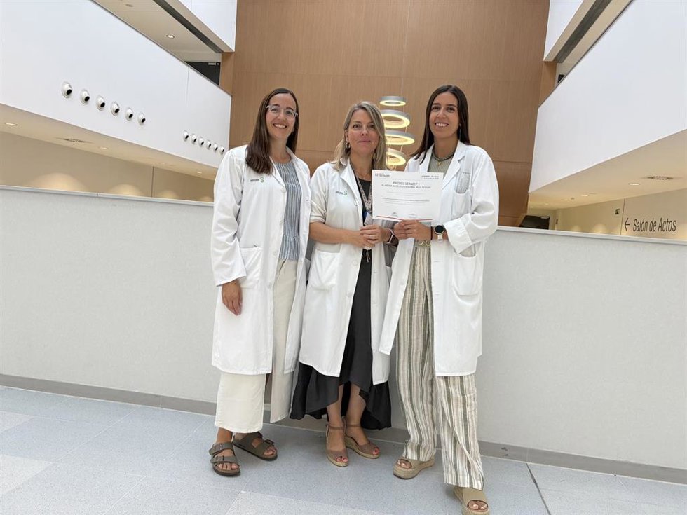 El artículo  ha sido elaborado por las doctoras María Hernández López, Ana Puentes Gutiérrez, María García Bascones, Laura Fernández García, Diana Pérez Novales y María Angustias Marquina Valero.