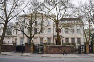 Archivo - Arxivo - Imatge d'arxiu de l'Ambaixada de Rússia a Londres 