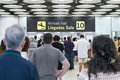 Los controles fronterizos a viajeros procedentes de Italia afectan ya a más de 8.200 personas