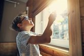 Foto: ¿Acabar con la miopía en niños? Incorporar luz solar a la iluminación interior ayuda prevenirla
