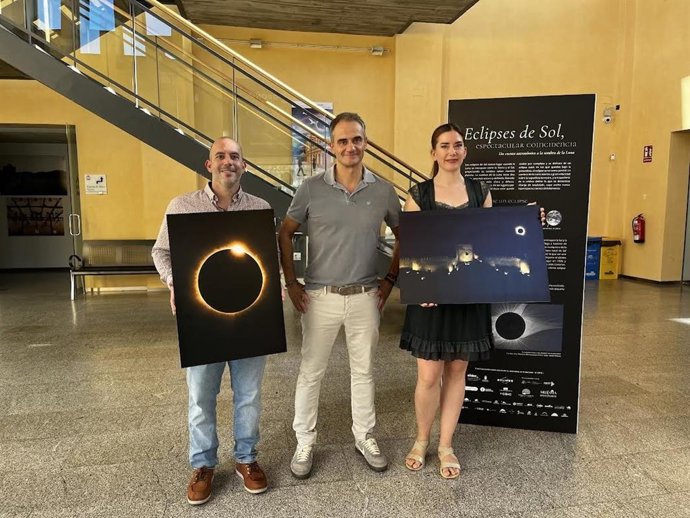 Dos imágenes tomadas con telescopio y cámara antigua, ganadoras del concurso sobre el eclipse de Casa de las Ciencias
