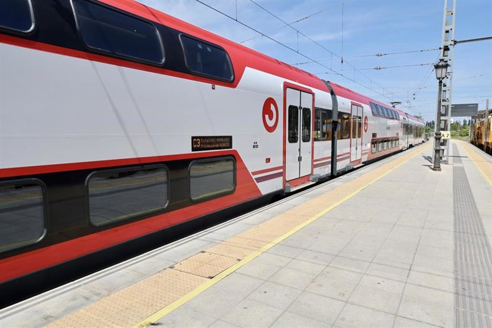 Los nuevos trenes de gran capacidad para Cercanías Madrid comienzan a prestar servicio