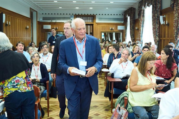 Josep Borrell, exalto representante de la Unión Europea para Asuntos Exteriores y Política de Seguridad, en la UIMP