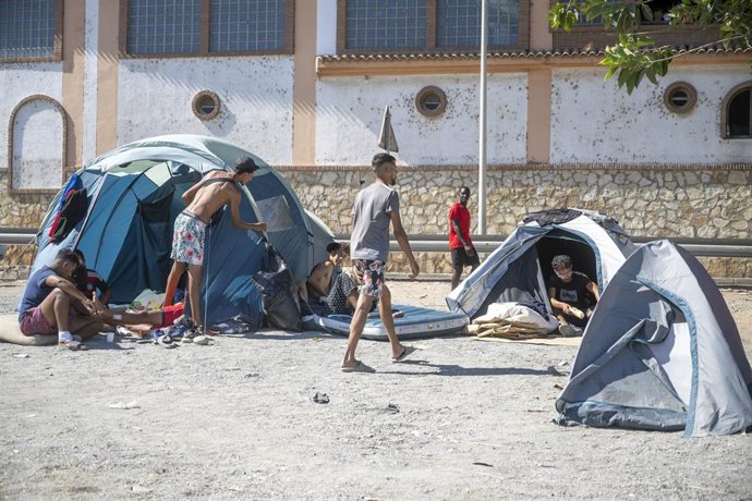 Varios migrantes, en Ceuta 
