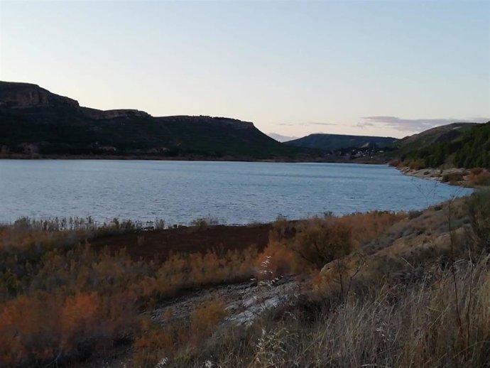 Archivo - Los embaldes de la Cuenca del Ebro están al 57 por ciento de su capacidad