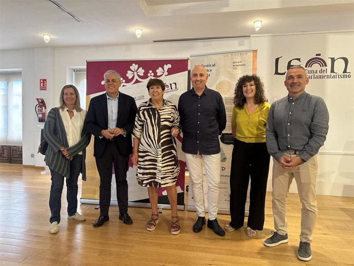 Acto de presentación del Festival de Música Española en León, a la que regresa del 4 al 27 de septiembre con nueve conciertos.