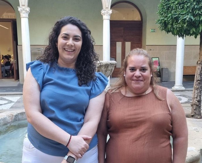 Las directoras del curso 'La educación inclusiva mediada por tecnología educativa y social', Begoña Esther Sampedro y Marina Morales Díaz