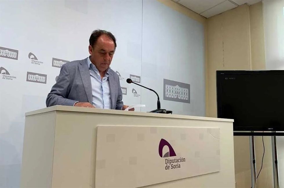 El diputado Benito Serrano.