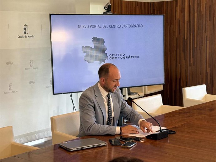 El director del Centro Cartográfico y secretario general de la Consejería de Fomento, Daniel Corredor