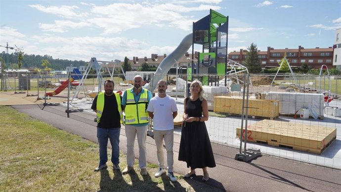 Las obras de ampliación del parque de la zona norte de La Fresneda avanzan a buen ritmo.