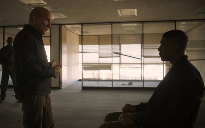 Linternas 1x02: ¿Qué son los Manhunters y por qué son tan temidos?