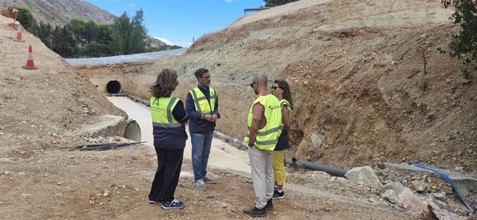 Visita a las obras en la A-6050 a su paso por Jabalcuz.