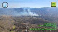 El incendio forestal declarado en Las Tres Villas (Almería) obliga a interrumpir el tráfico ferroviario