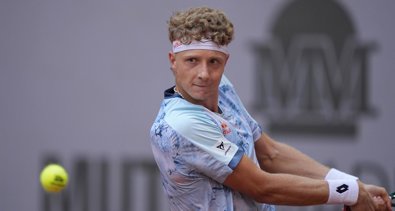 Tenis