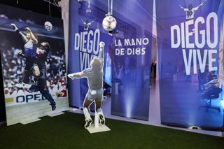 Archivo - Room dedicated to the goal known as the “hand of god” that scored against England in the Mexico World Cup 86 during the inauguration of the Diego Armando Maradona space “Diego Vive” at Sala Metronom on October 08, 2024 in Barcelona, Spain.